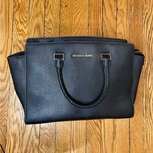 REAL Michael Kors Selma Saffiano Leather Medium Top Zip Satchel Bag